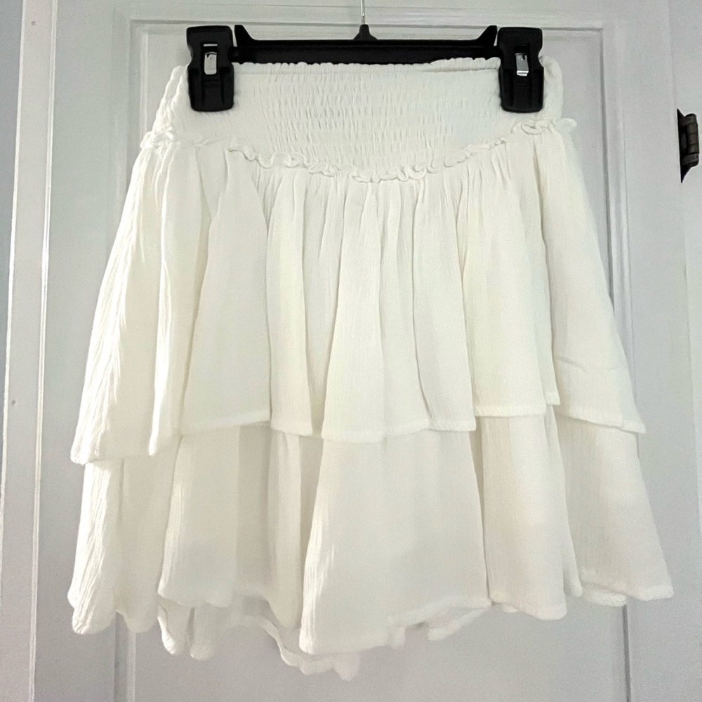 Hollister white skirt